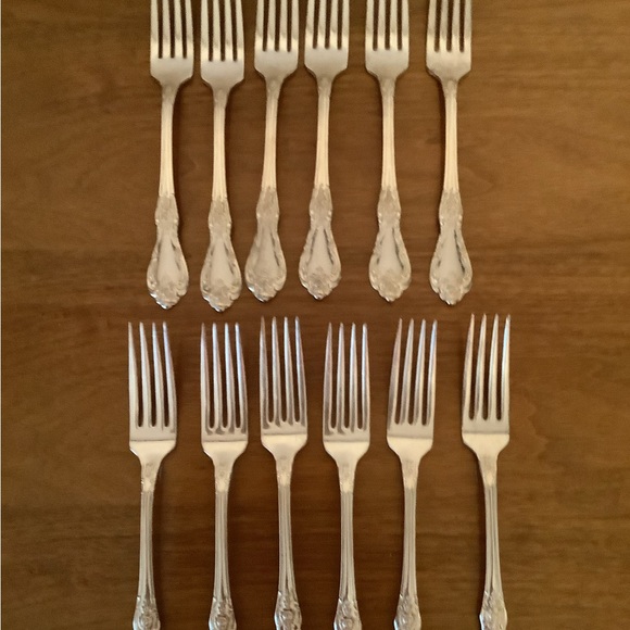63-Pc Silver Plated Flatware - Picture 6 of 9